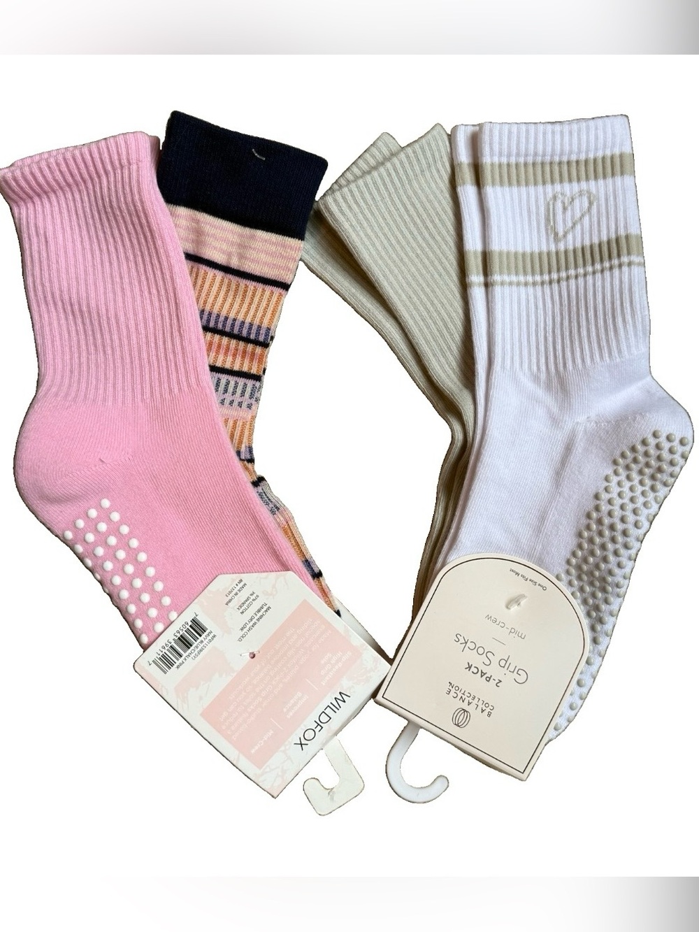 NEW Wildfox Two 2 pk Non Slip Women’s Grip Socks - Pilates Yoga Barre OS